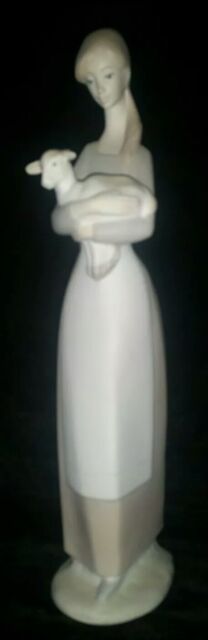 Vintage Lladro 10.5