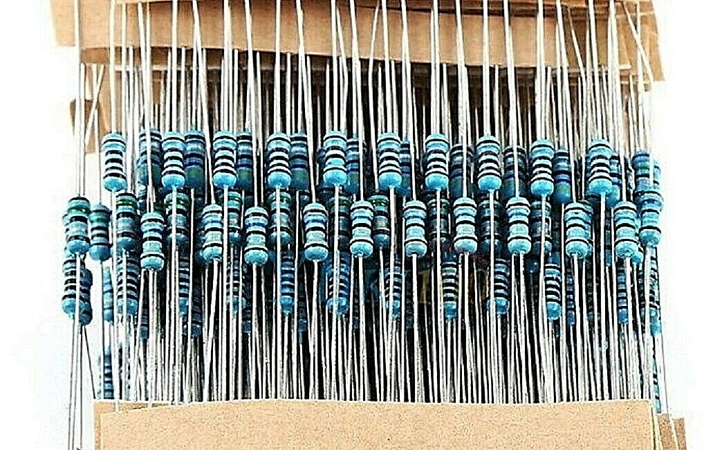 Resistenze Al Carbonio 220 Ohm 1/4 W +/-5%, 1