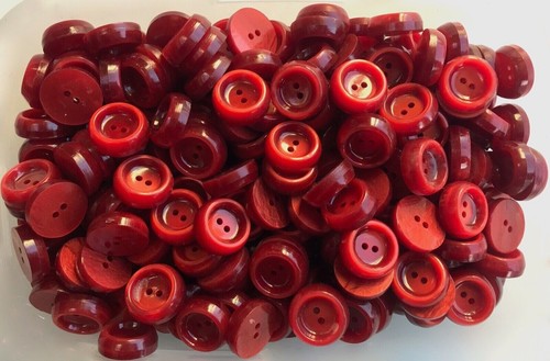 Buttons 23mm 36L Red Polished Pearlescent Chunky Craft 2 Hole Button (W279) - Picture 23 of 24