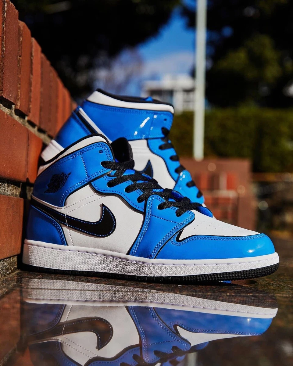 Nike Air Jordan 1 Mid SE 'Signal Blue' Royal UNC DD6834-402 Sz 7 Men - 8.5  Women