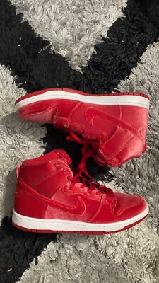 Rare-Nike SB Dunk High Premium red velvet 2016 Size 9 CLEANNN