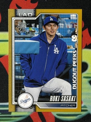 2026 Topps #66 Roki Sasaki Dugout Peeks Gold #/50