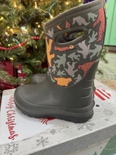 Bogs Bigfoot boot/youth size 1. Worn twice. No box.  So cute!