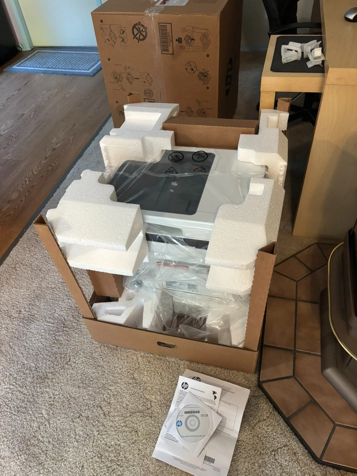 -NUEVA- Impresora HP LaserJet Enterprise MFP M527dn Nueva en Caja Abierta del Fabricante Foto 4 de 4