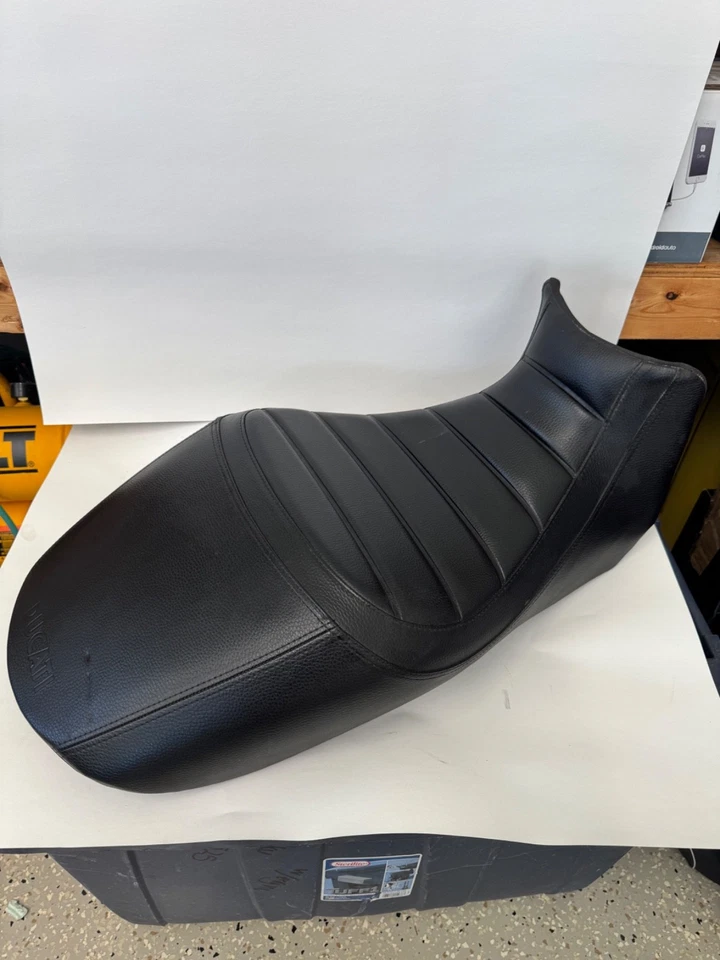 Asiento Ducati Diavel 59521524A Foto 3 de 4