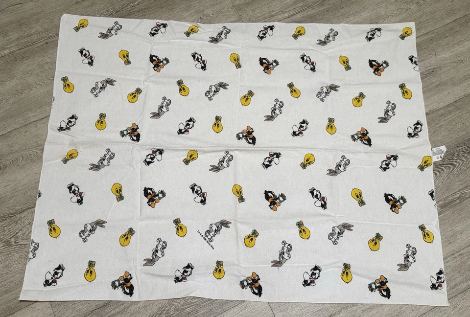 Manta de recepción Baby Looney Tunes Taz Bugs piolín franela blanca envoltura Lovey Foto 2 de 4