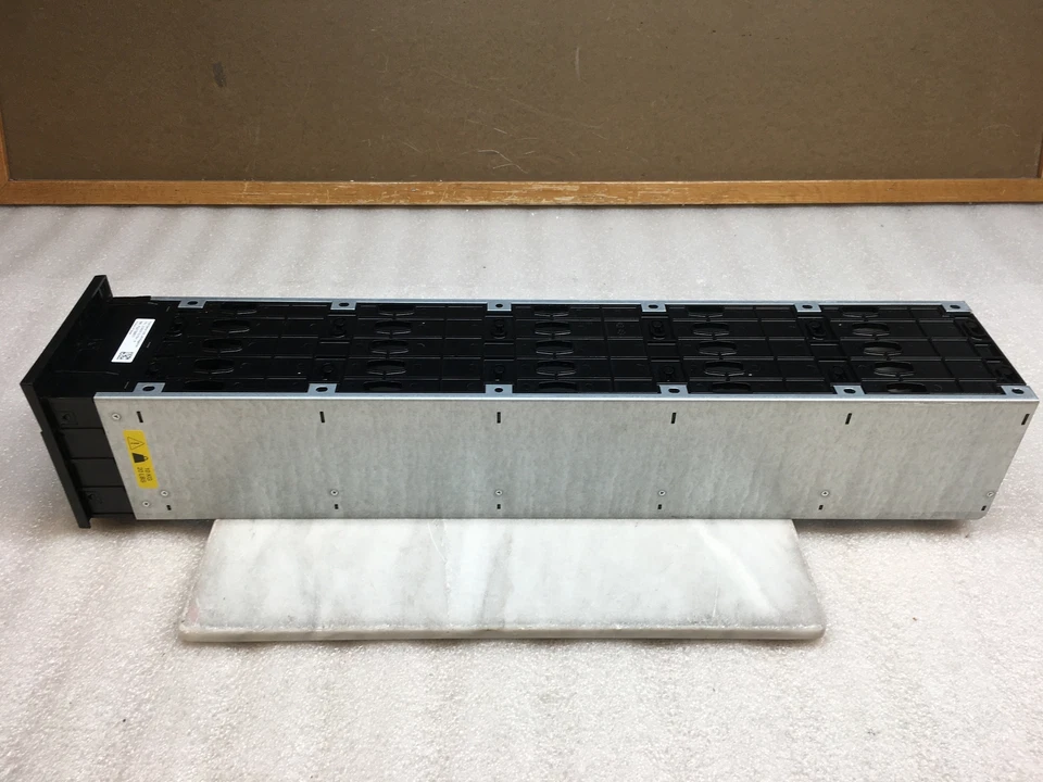 Quantum Scalar i3/i6 Library 25x Left Tape Magazine Module 3-04930-02 - Image 4 of 4