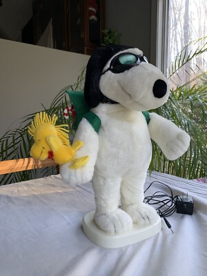 Vintage Snoopy (Red Baron) & Woodstock Winter Holiday Animation Motion. 20''
