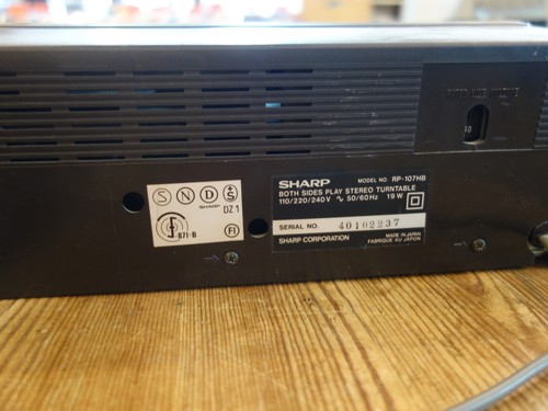 Sharp RP-107 Plattenspieler ***DEFEKT*** - Bild 7 von 9
