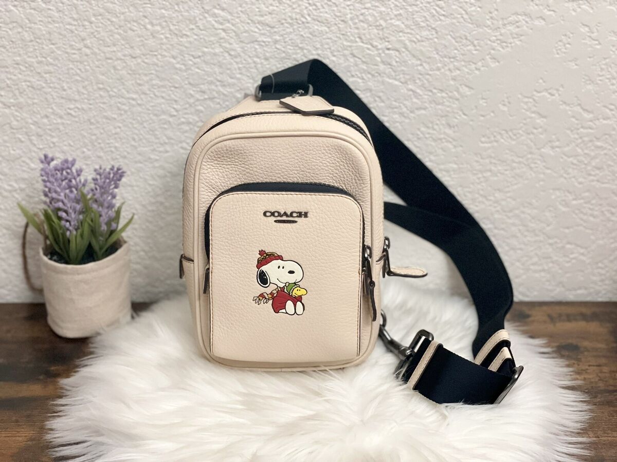 NWT COACH X PEANUTS TRACK PACK 14 WITH SNOOPY MOTIF CE602 NWT COACH X PEANUTS TRACK PACK 14 WITH SNOOPY MOTIF CE602