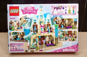 LEGO Disney Arendelle Castle Celebration (41068) New Sealed Box