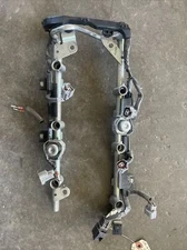 09-19 Infiniti G37 Nissan 370z VQ37VHR OEM Fuel Rail Assembly 17521-EY00A