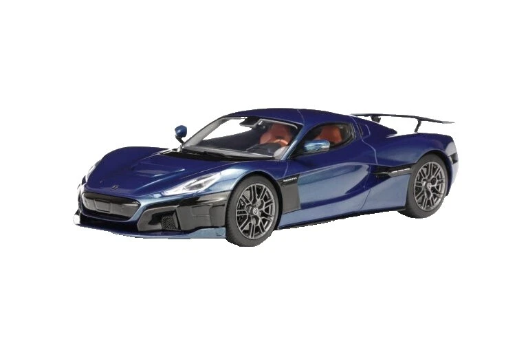 GTspirit 1:18 vehículos diecast y de juguete