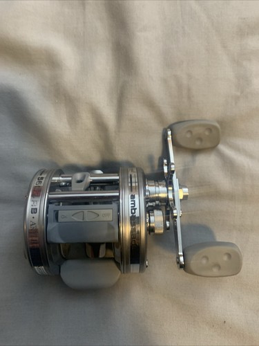 Moulinet De Pêche Abu Garcia Ambassadeur 5600AB – Anti-Coup, Argent, Pour Eau Douce Ou Salée, Occasion