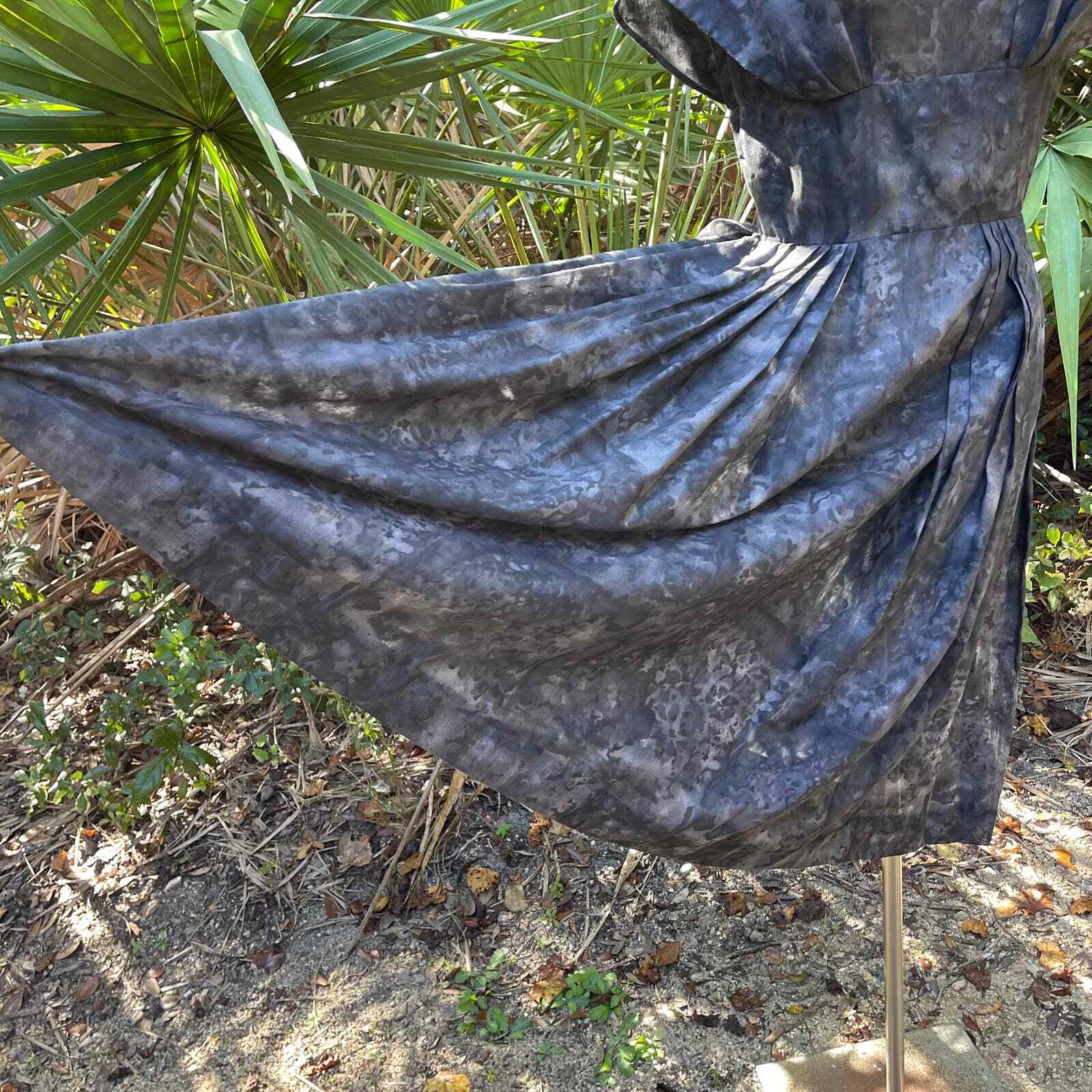 Picture 9 of 12