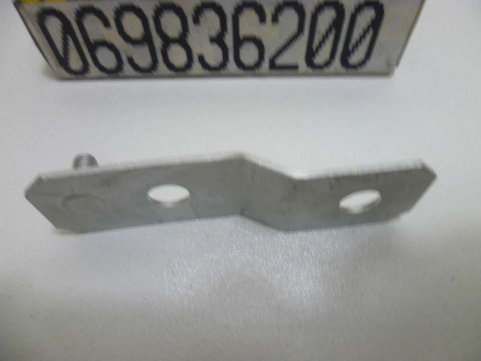 Ferrari  360 ,F360 , 430 , F430 ,- BATTERY LEAD TERMINAL BRACKET 69836200 - Image 2 of 3