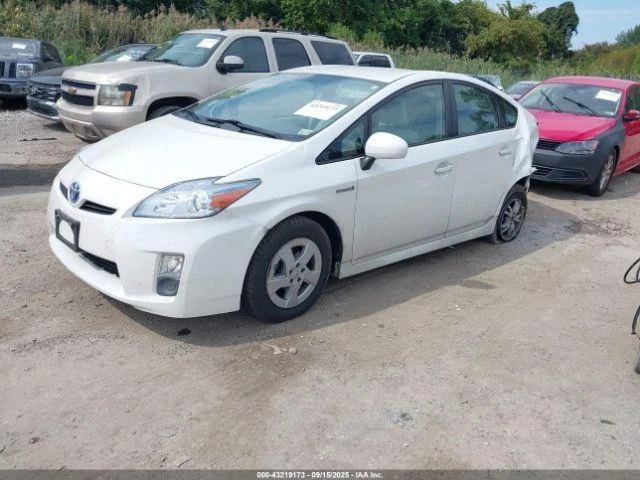 Used Front Center Interior Rear View Mirror fits: 2011 Toyota Prius manual dimmi - Image 3 of 4