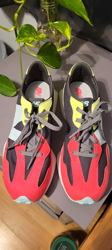 New Balance 327 Low Top Lace Up Colorblock Sneakers Red Gray Yellow Rubber