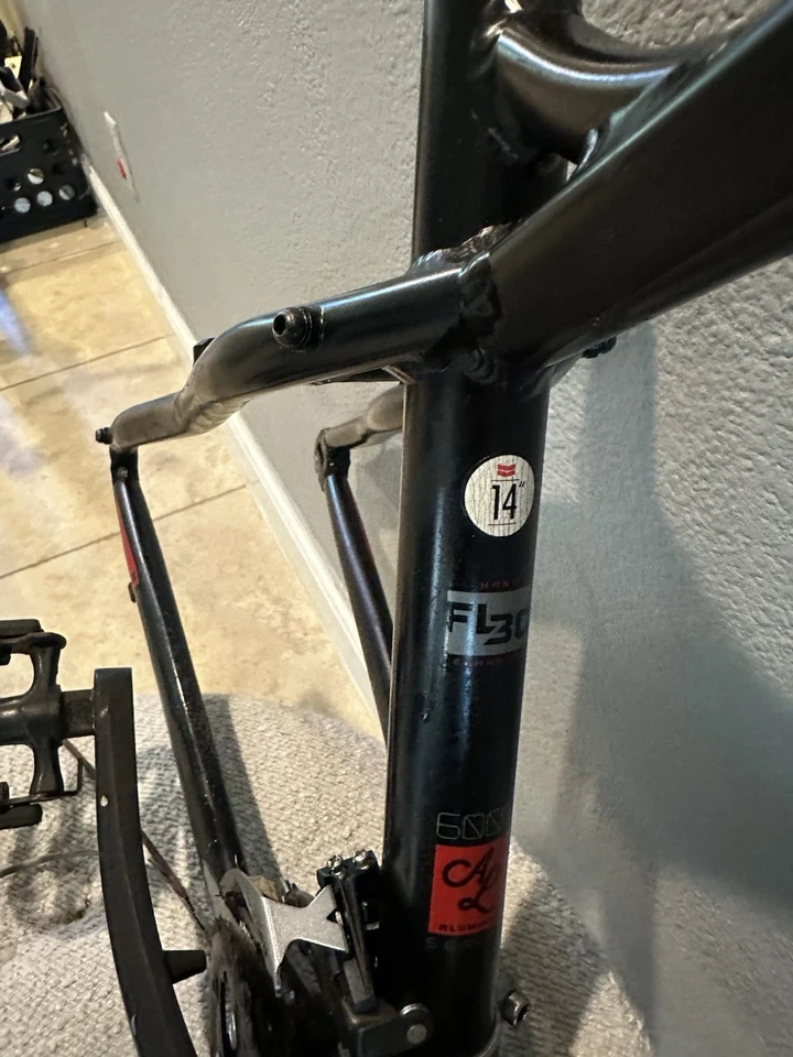 Cuadro de bicicleta HARo Flightline 14 con manivela y pedales Foto 4 de 4