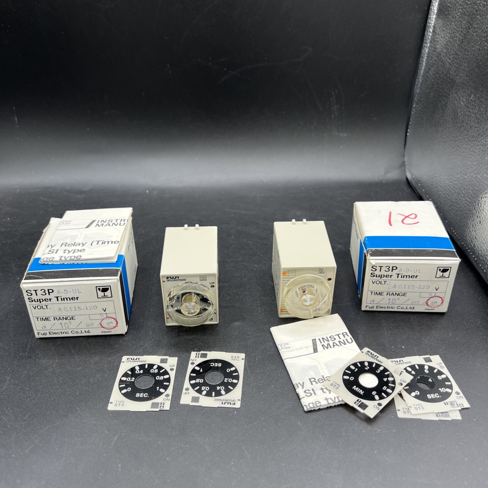 Lot Of 2 Fuji Japan Timer Relays ST3P A-B-UL Super Timer