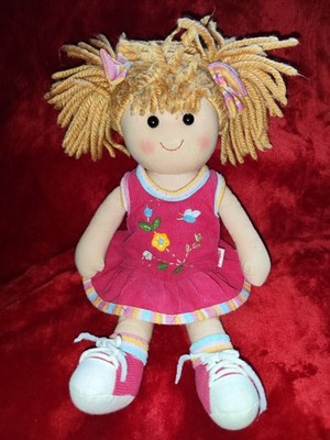Stoffpuppe Neli 24 cm Breite,13 cm Tiefe,32 cm Höhe (sehr gut)