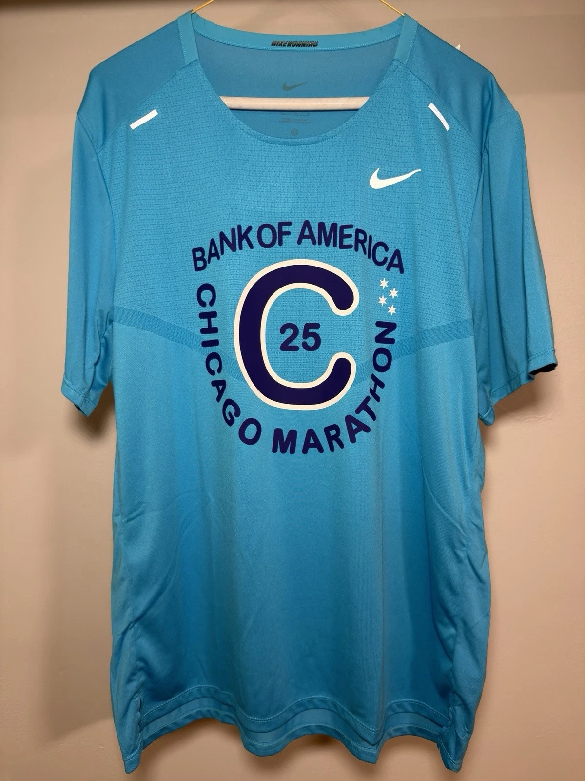 Nike Chicago Marathon 2025 Running Shirt Size XL