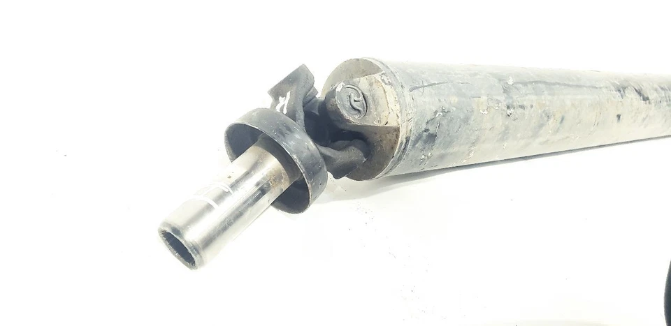 Rear Driveshaft 4.7L RWD OEM 2001 2002 2003 2004 Toyota Sequoia - Image 4 of 4