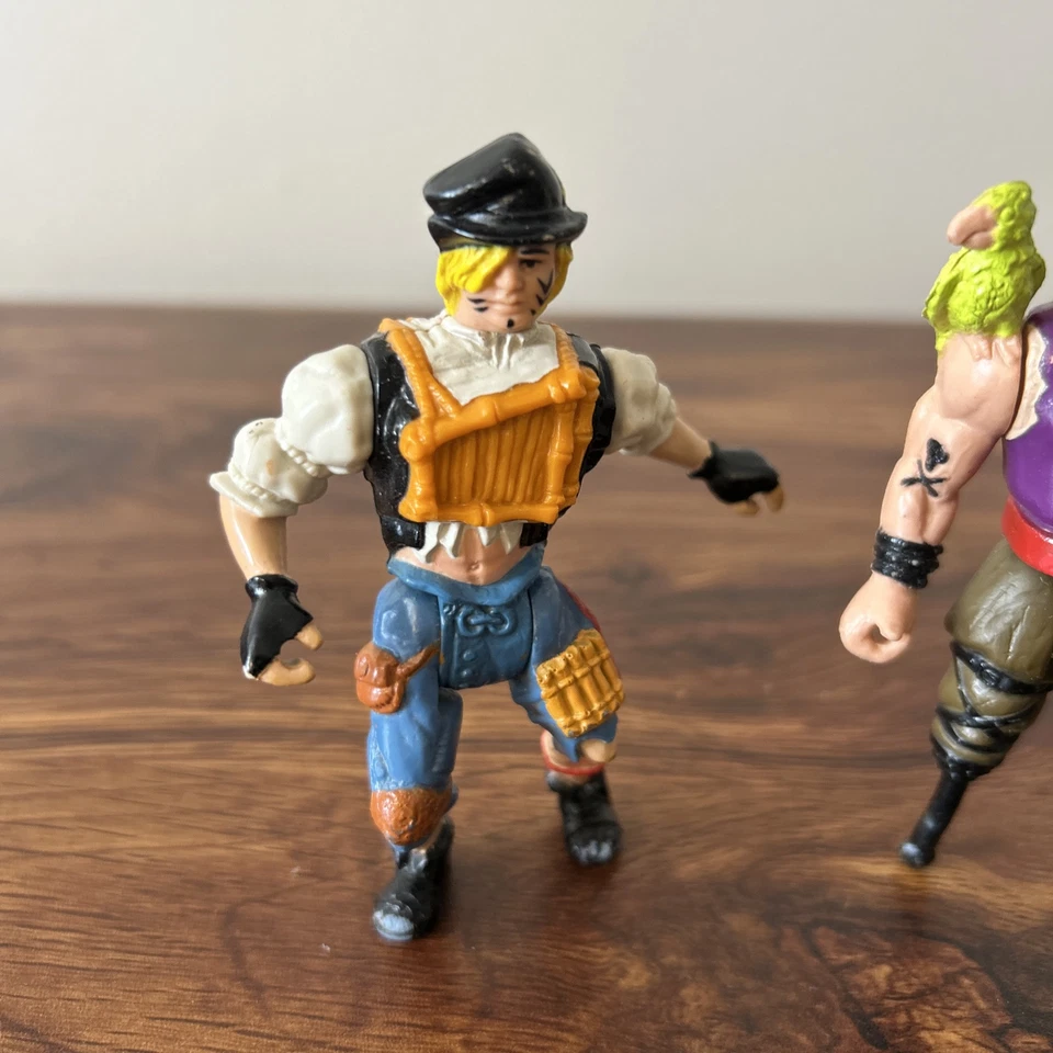 Figura de acción de colección 1991 Tri-Star Pictures Mattel Hook Bill Jukes & Ace 4" Foto 2 de 4