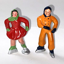 Pair Of Vintage Barclay   Metal / Lead Man  Woman Ice Skater Figurines