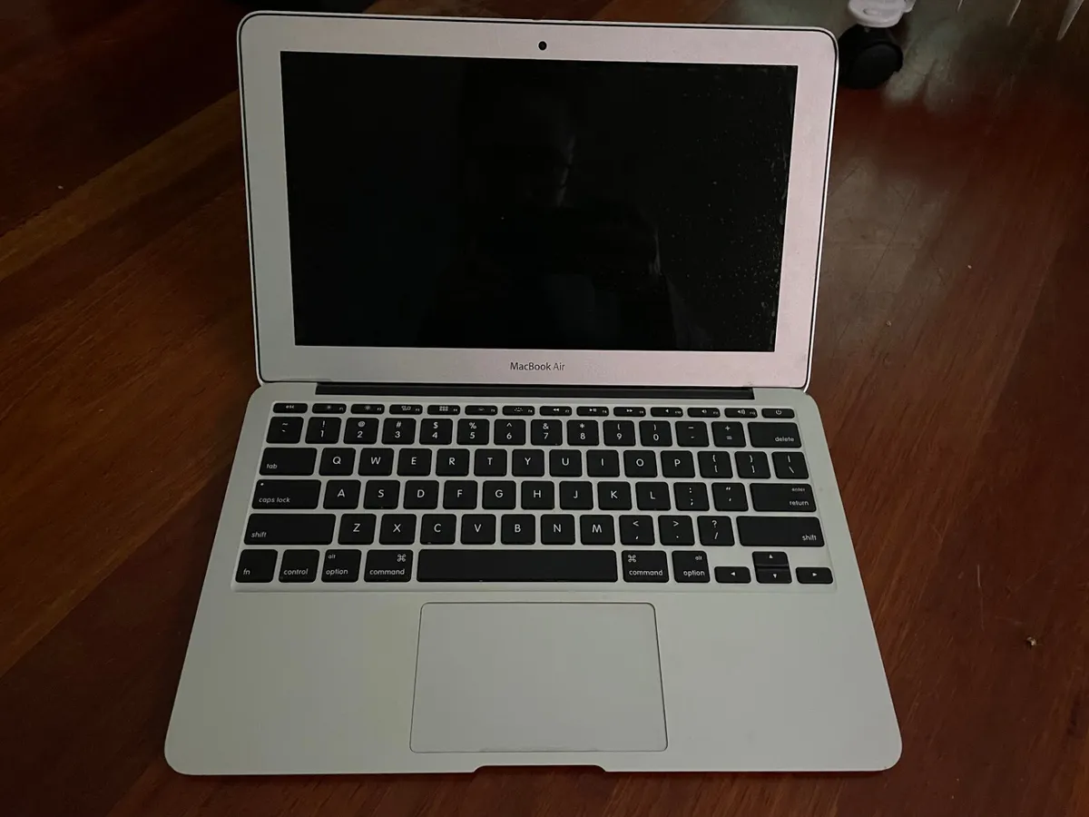 Apple 11-inch MacBook Air (Mid-2013) 1.3 Ghz Intel Core i5, 4GB RAM, 120GB  SSD | eBay