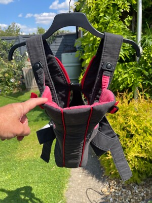 Babybjorn Active Babytrage 53 - 76 cm 21'' - 34'' schwarz 8lbs 3,5Kg - 26lbs 12Kg
