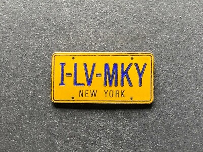 I LV MKY New York License Plate RARE HTF Retired Disney Pin 2144
