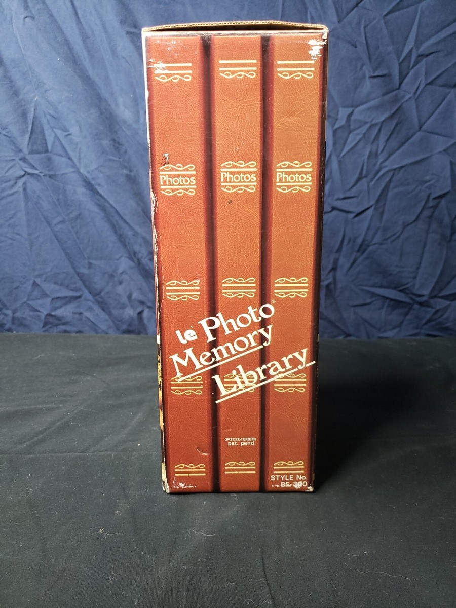 Vintage Pioneer Le'Phoyo Memory Library Album Flip-Up Brown Vintage Pioneer Le'Phoyo Memory Library Album Flip-Up Brown