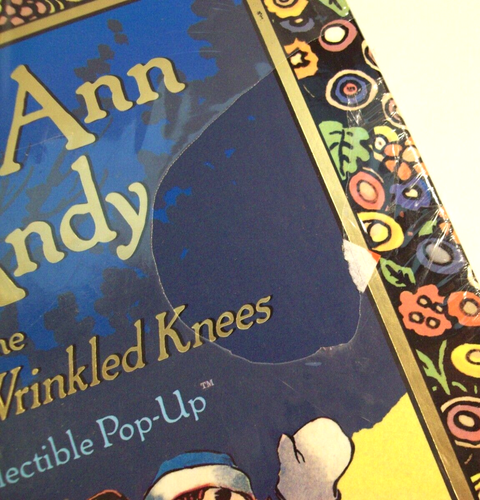 New Raggedy Ann and Andy & the Camel with the Wrinkled Knees Pop Up Book - Picture 4 of 5