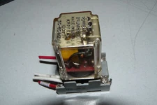 LOT OF 2 POTTER & BRUMFIELD RELAY KRP 11AG WITH SQUARE D SOCKET 10AMP 300VAC