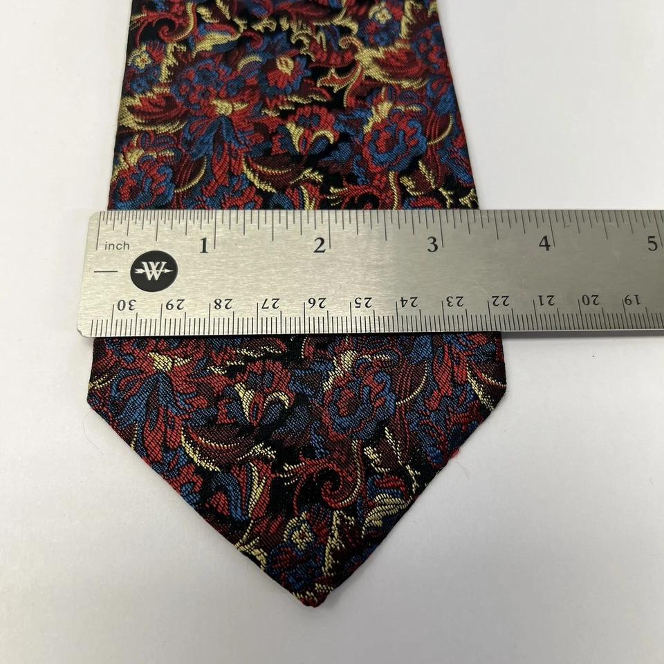 Gravata Paul Stuart de seda costurada à mão vermelha azul preta branca floral 3,5 X 58” - Imagem 3 de 3
