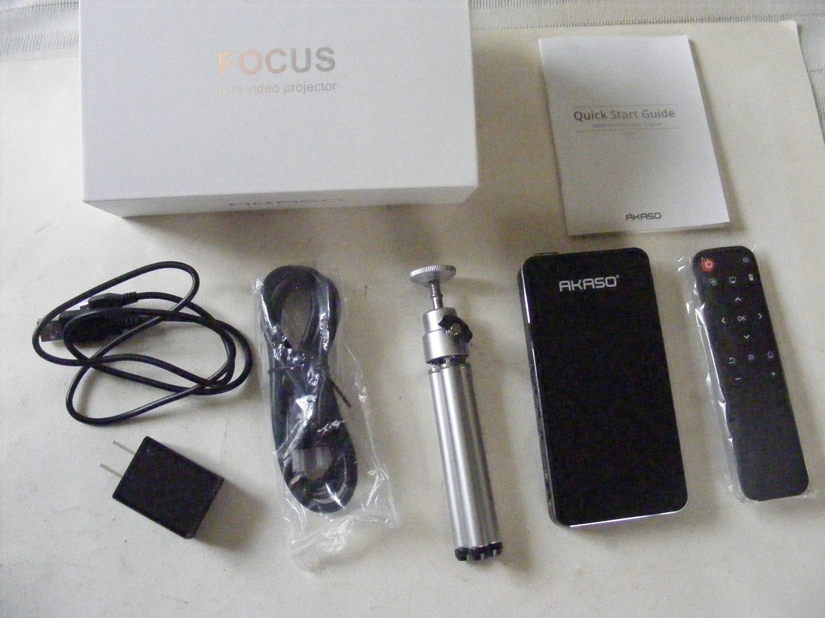 Akaso focus mini video projector プロジェクター AKASO Focus Mini Video Compact Portable Projector With Box - VG+