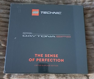 LEGO Technic Ferrari Daytona SP3 Buch  The Sense of Perfection  OVP