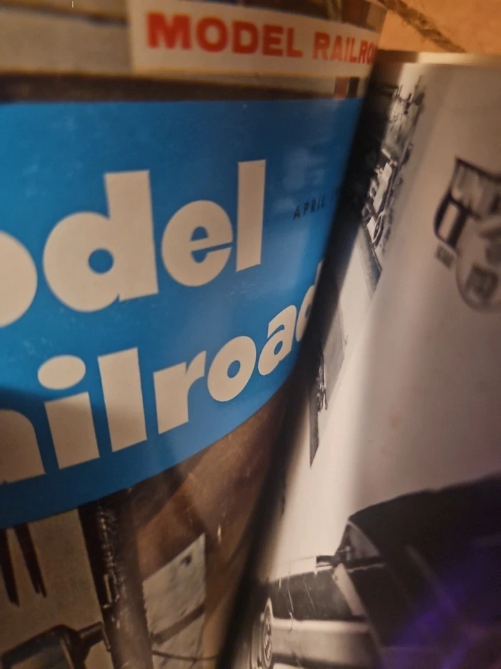 COLLECTION Of 12 Model Railroader Magazines 1970 Lot Reading SET Series Jan-Dec - Image 3 of 4