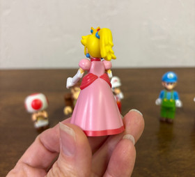 Knex K'nex Super Mario Bros Mini Figures Lot Of 7 Peach Luigi Yoshi Series 8