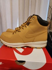 Nike Manoa Leather Boots Water Resistant Wheat Tan 454350-700 Men's Size 9