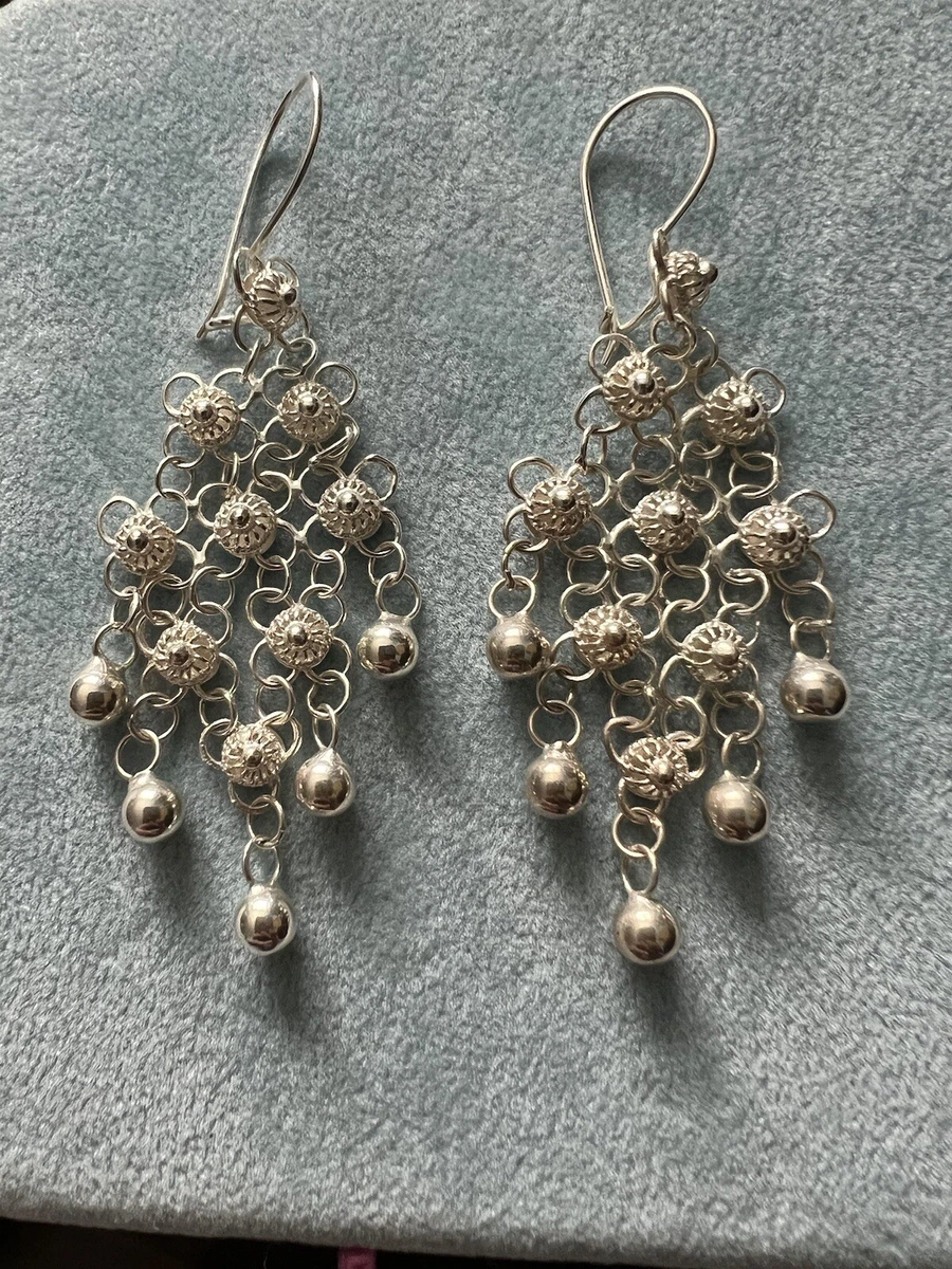 Kidney clearance hook earrings