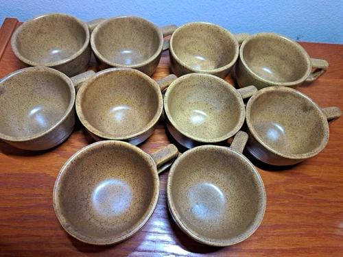 RARE! Monmouth Western Stoneware LOT of 10 Cups Mugs Brown VTG USA Maple Leaf