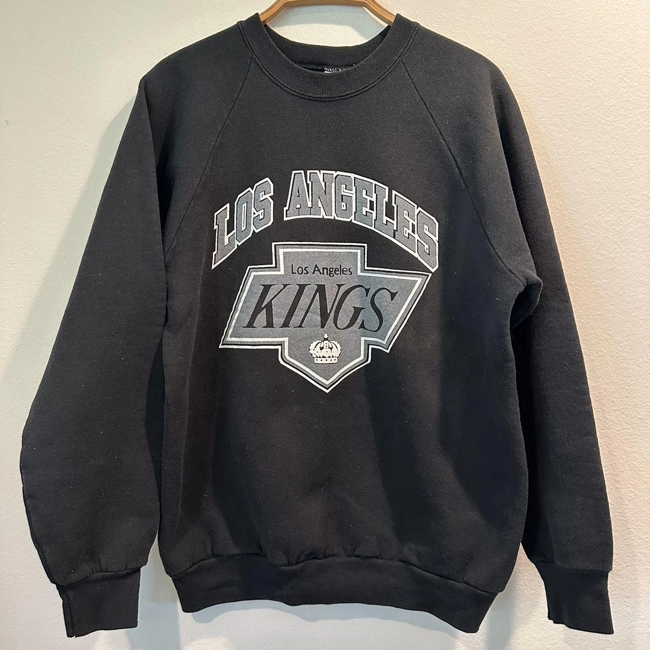 Los Angeles Kings Crewneck Sweatshirt Black Classic Style