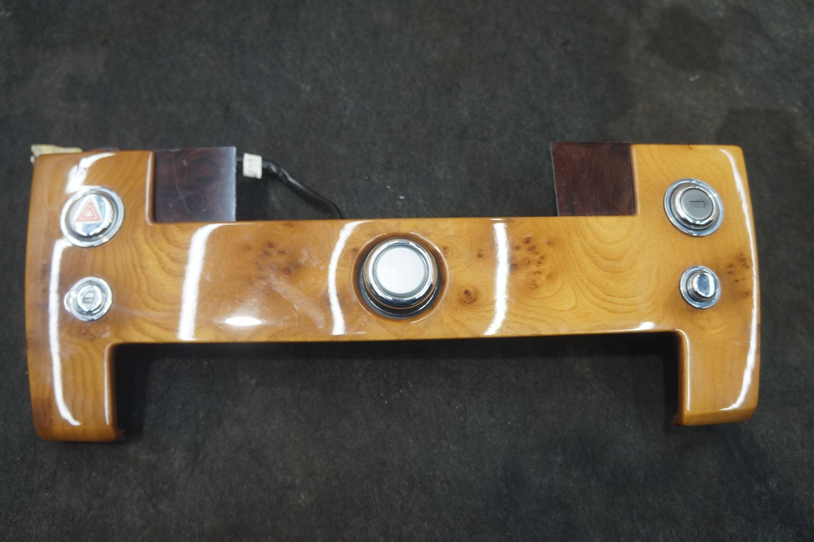 Center Dash Wood Trim Panel Radio Hazard Switch 65100143803 Rolls Royce Phantom