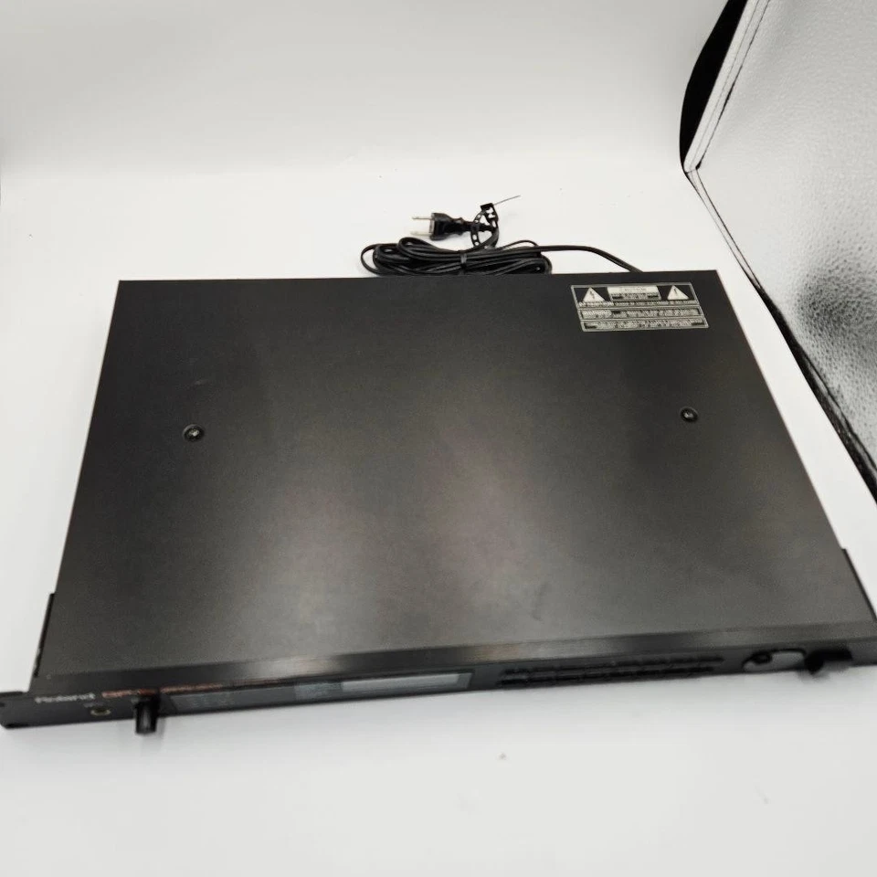 Roland Japan GP-16 Vintage Digital Guitar Effects Processor Level Group Sound - Image 4 of 4