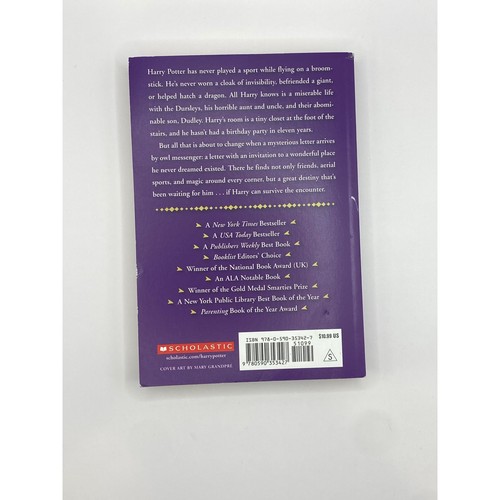 Harry Potter and the Sorcerer's Stone J.K. Rowling Scholastic Book - Picture 2 of 4