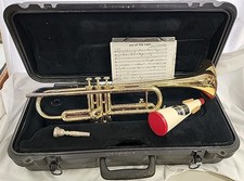 Bach TR300 TRUMPET W/Case, Mute  Music, Eye Of The Tiger - Estate Find