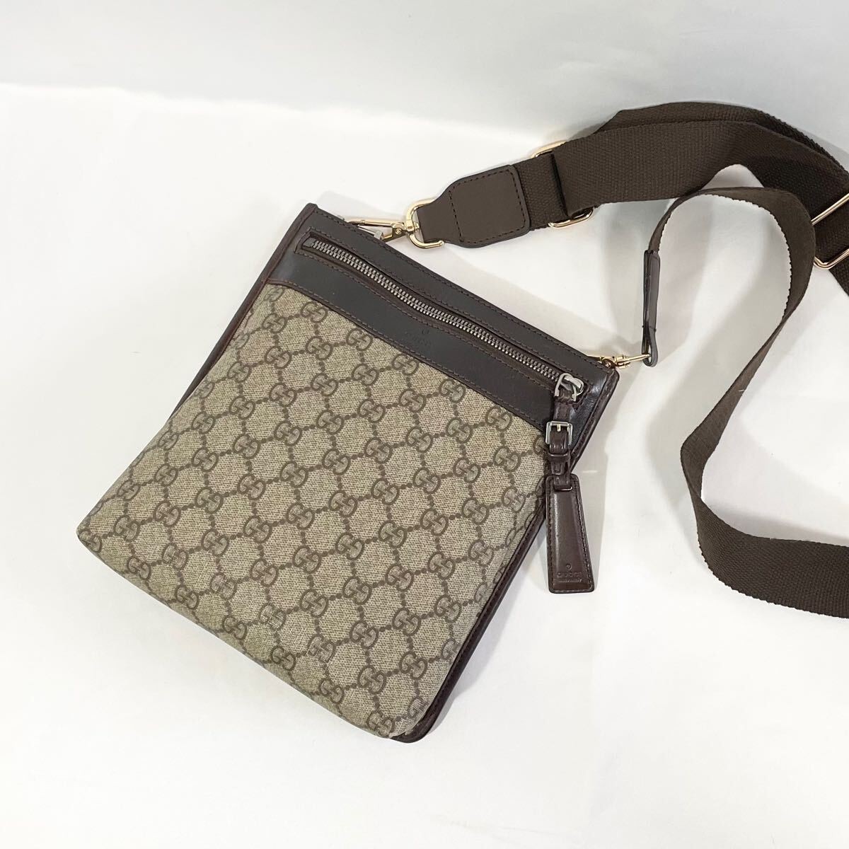 GUCCI GG Supreme Brown Beige Crossbody Shoulder Bag Sacoche Pochette Japan