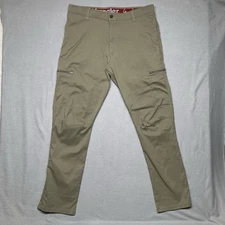 Wrangler ATG Pants Mens 38x32 Green Khaki All Terrain Gear Camp Hike Tactical